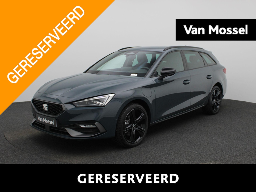 SEAT Leon Sportstourer 1.5 TSI e-Hybrid FR Business 204 PK | Automaat | LED Koplampen | Trekhaak | Navigatie | Climate Control | Apple Carplay/Android Auto | Achteruitrijcamera | Adaptive Cruise Control | Parkeersensoren | Privacy Glass | Virtual Cockpit | Direct leverbaar! |