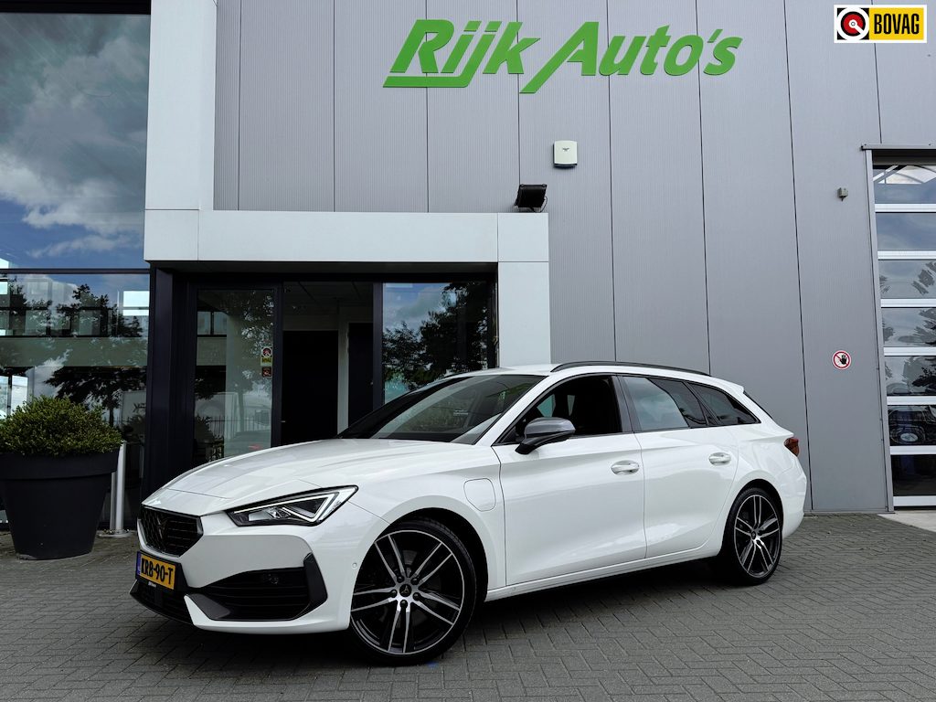CUPRA Leon Sportstourer 1.4 e-Hybrid VZ Copper Edition * Full Link * Camera * 19 Inch