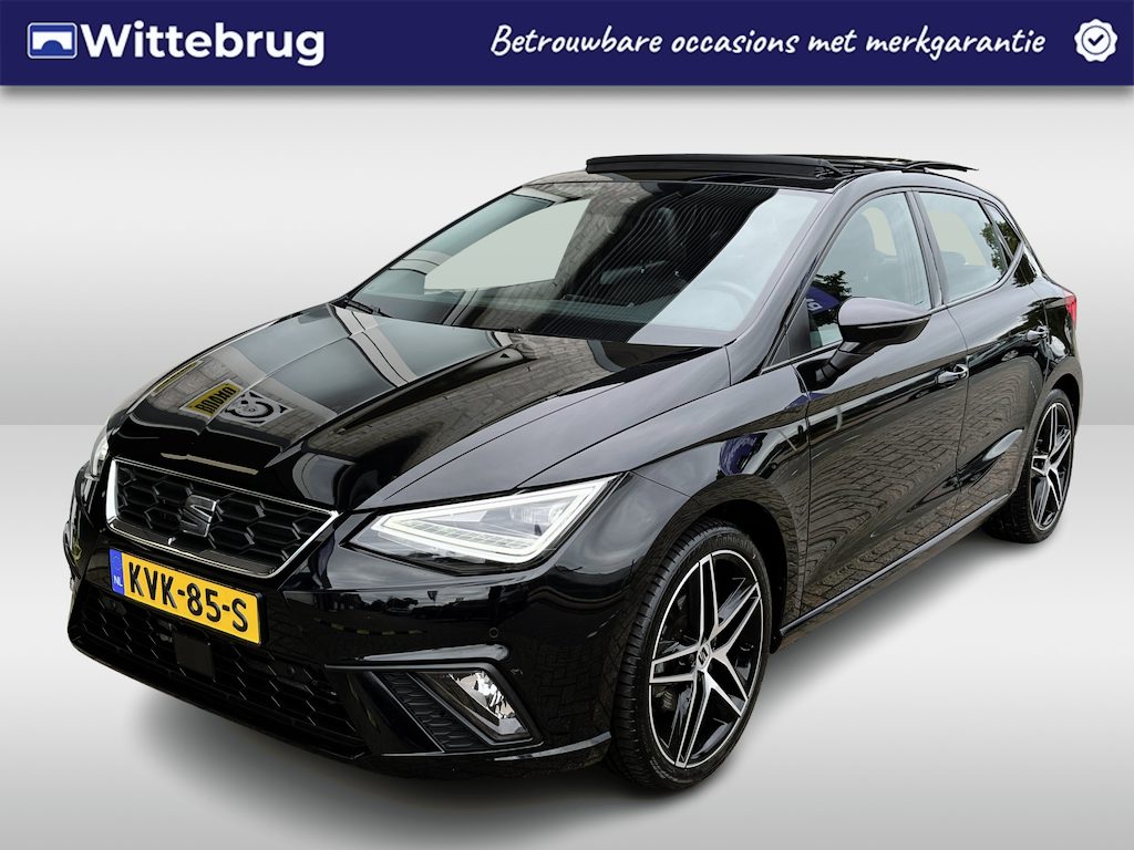 SEAT Ibiza 1.0 TSI FR / PANO/ 110PK/ CRUISE/ PARK.SENSOREN V+A/ CAMERA/ ALCANTARA/ NAVI/ FULL LINK/ STOELVERWARMING/ DIGITAL DASH/ RIJ-MODI/ DAB/ CLIMA/ LED/ 18'' LMV