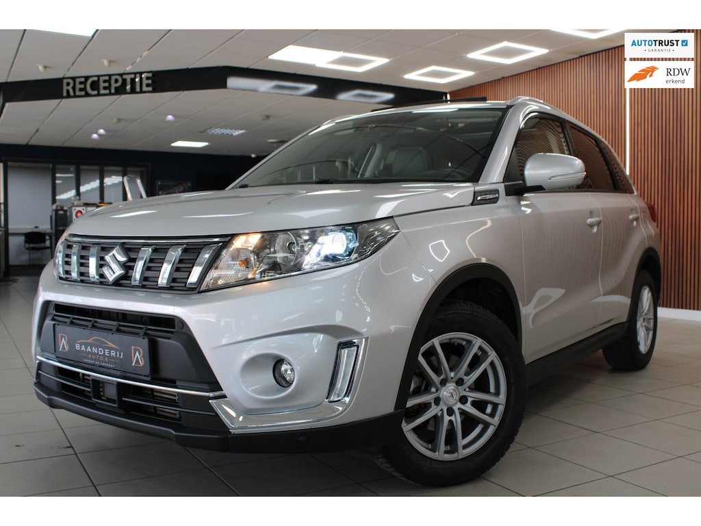 Suzuki Vitara 1.4 Boosterjet AllGrip Stijl Automaat | Airco | Pano| Adaptieve cruise control |Carplay | Parkeersensoren & Camera