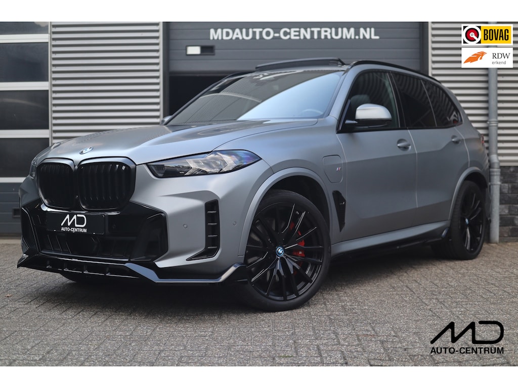 BMW X5 XDrive50e M-Sport Pro| Frozen Grey| 22 inch| Maxton| Pano| Softclose