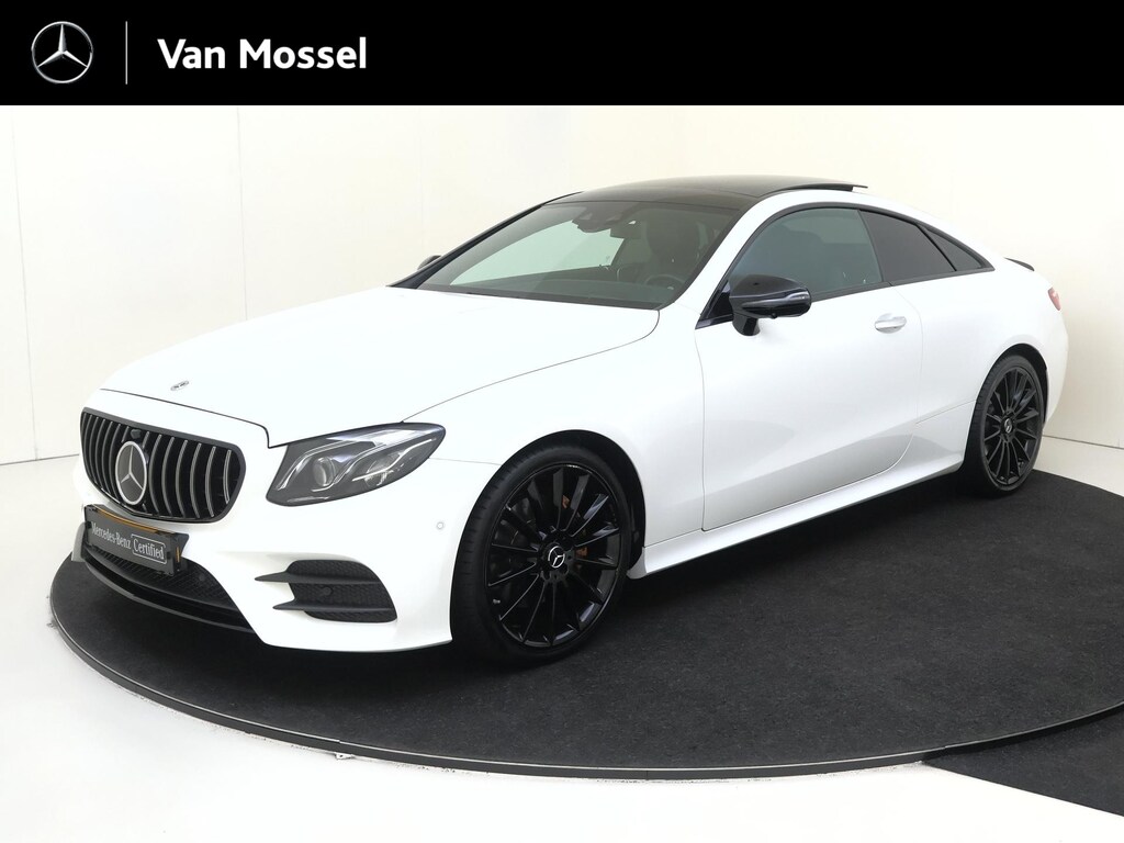 Mercedes-Benz E-klasse Coupé 200 / Panoramadak/ Night/ 20 inch/ Burmester/ Memory/ Designo/ E53 Look/ Adap. onderstel