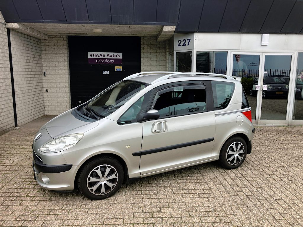 Peugeot 1007 1.6-16V Gentry / AIRCO / NETTE STAAT / APK AUGUSTUS 2027 / NWE BANDEN
