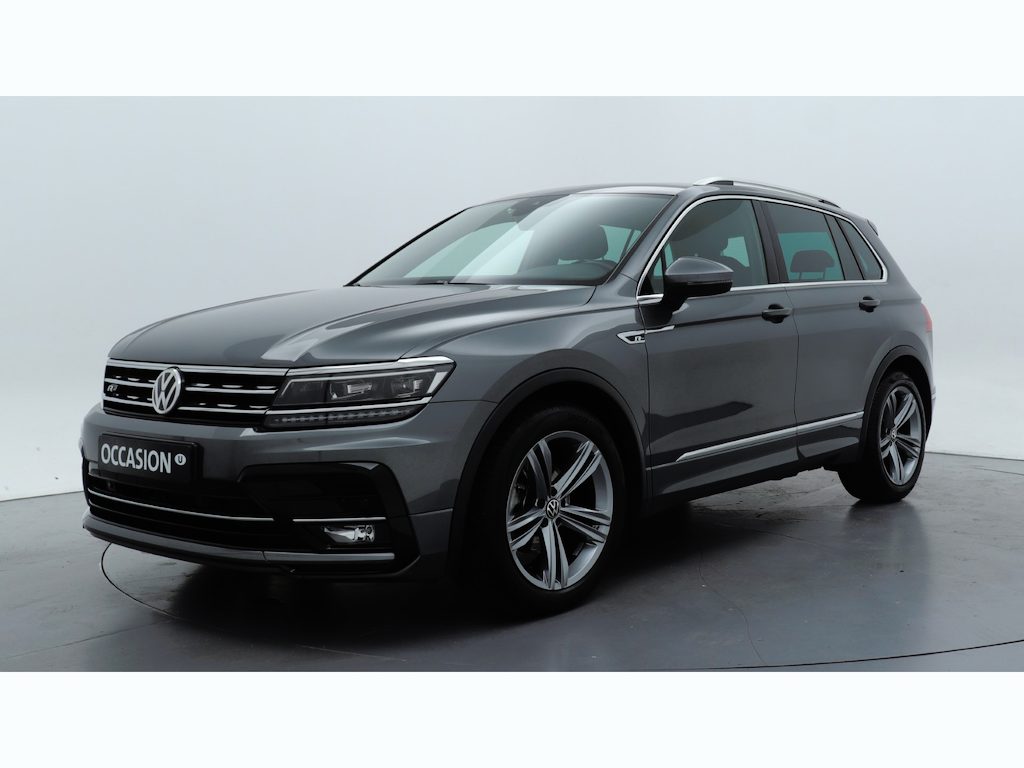 Volkswagen Tiguan 1.5 TSI 150pk Business R-Line Trekhaak Navigatie
