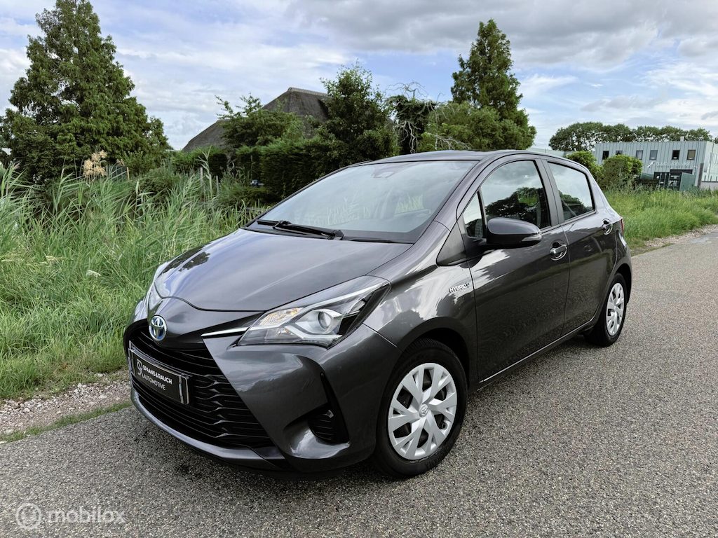 Toyota Yaris 1.5 Hybrid Dynamic / Invalide Auto / Cam / Navi