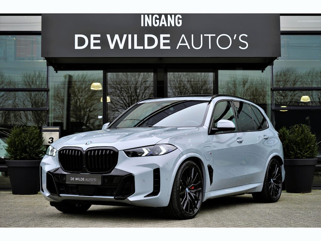BMW X5 xDrive50e M-sport M-seats SkyLounge Massage Trekhaak Carbon Stoelventilatie H/K