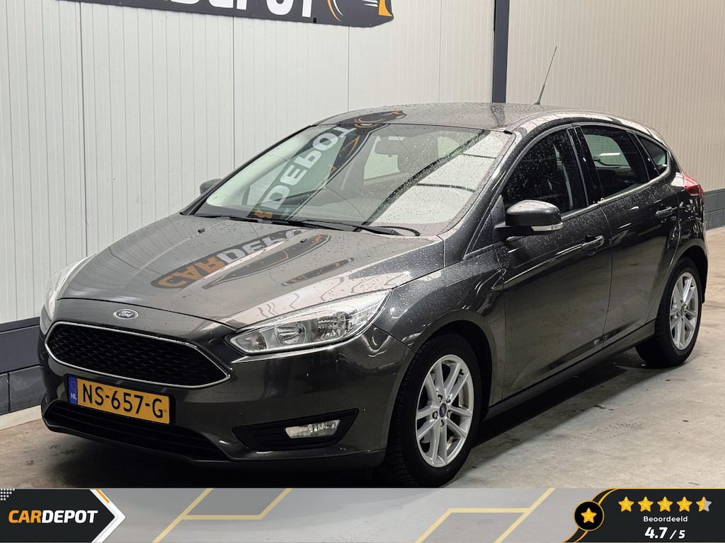 Ford Focus 1.0 Lease Edition DB riem wordt vervangen !
