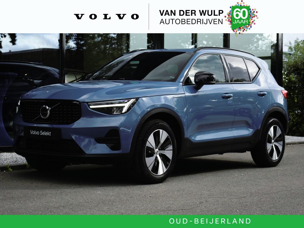 Volvo XC40 T4 211pk [Plug-in] Plus Dark | Camera | Keyless | Getint Glas
