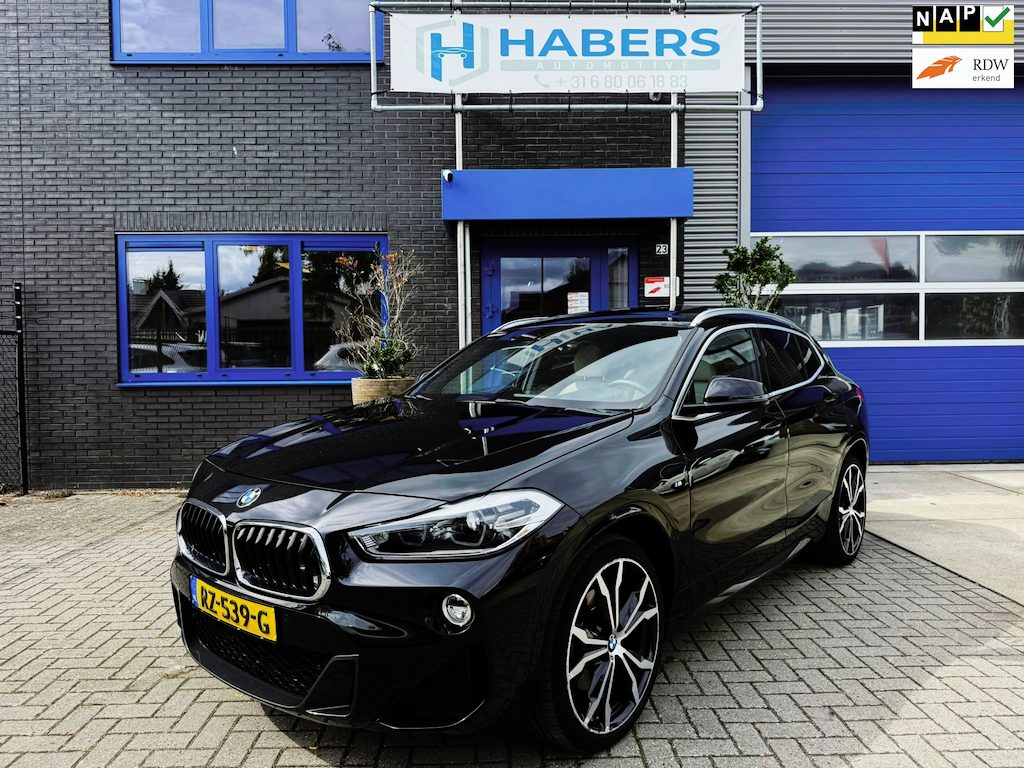 BMW X2 SDrive20i High Executive 192PK|M-Pakket|Prof Navi|AUT|Pano|Harman\Kardon|Camera|HUD|Adaptive Cruise|BOTS|Lane Assist|Trekha