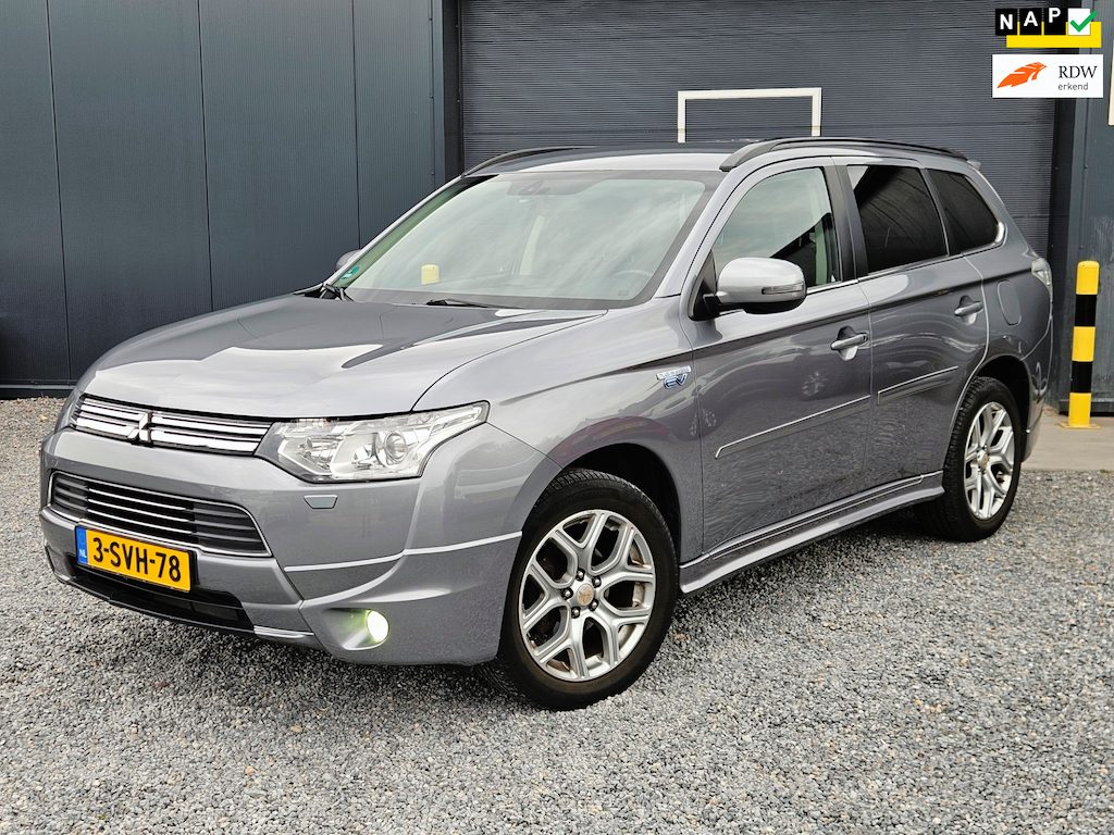 Mitsubishi Outlander 2.0 PHEV Intense +