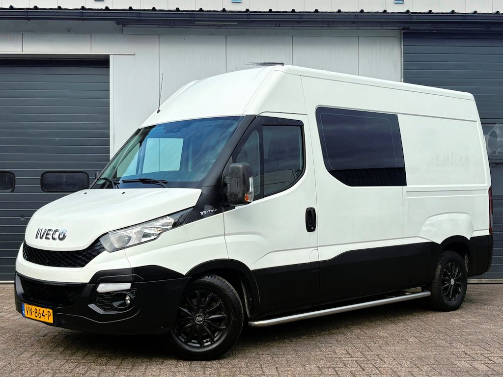 IVECO Daily 35C15V 2.3 146pk DC 7-pers. Clima Cruise 3.5t Trekhaak