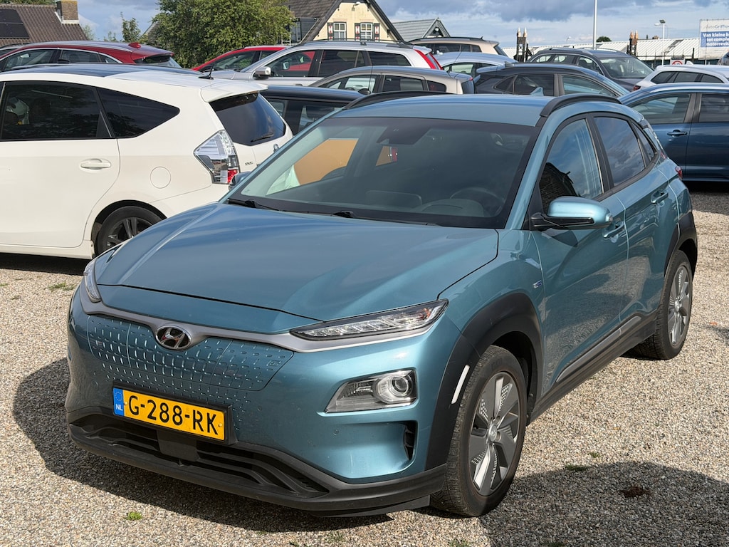 Hyundai Kona Electric EV Premium 64 kWh 450+ Bereik 3 Fase Bomvol Opties Volledig Motor en Versnellingsbak Revisie Gehad twv 5500Euro