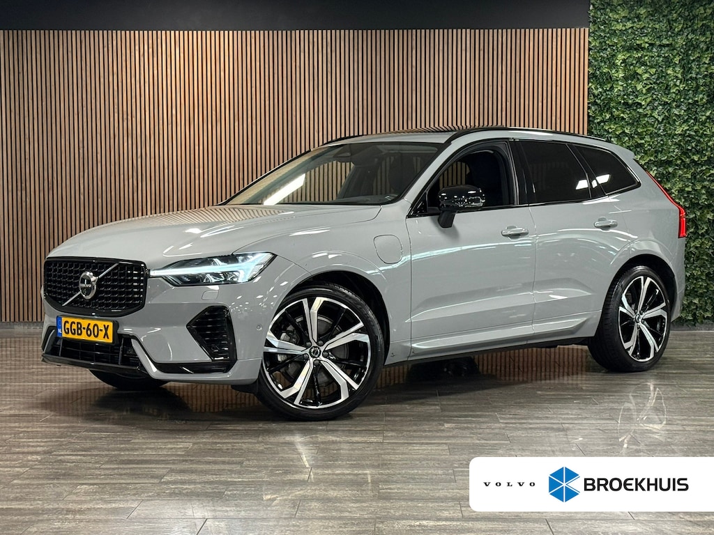Volvo XC60 T8 AWD Recharge Ultra Dark | Luchtvering | Trekhaak | 360° Camera | 455pk | Head-Up Display | Harman Kardon | Adaptieve Cruise Control | Stoelverwarming voor+achter | Stuurwielverwarming | Full LED Meesturende koplampen | Pilot Assist | BLIS Dode Hoek Detectie | Elektrische voorstoelen geheugen | Lederen bekleding | Zitting verlenging voorstoelen | Lederen Dashboard | Schuifdak | 21 Inch | Google Infotainment | Keyless Drive | Parkeersensoren voor+achter | Privacy Glass | Elektrisch bedienbare achterklep | Alarm Klasse III | DAB Radio | Apple Carplay/Android Auto | Draadloos telefoon opladen | Volvo On Call met mobiele App functie | Vapour Grey Metallic |
