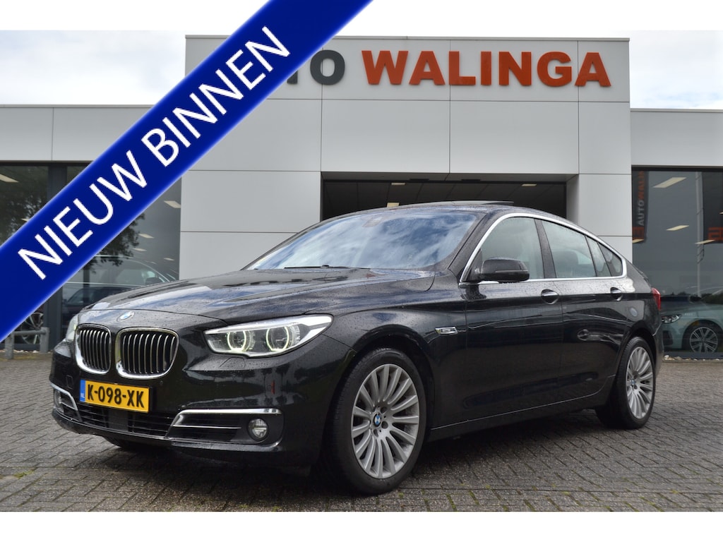 BMW 5-Serie GT Gran Turismo 530xd Panoramadak | Comfortstoelen | Soft close | Trekhaak | Achteruitrijcamera | Harman Kardon| Luchtvering | standverwarming |