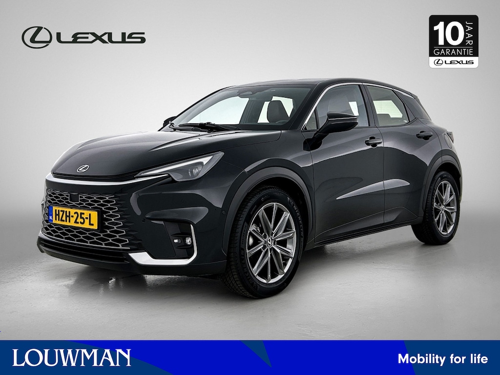 Lexus LBX Relax + Advanced Pack | BTW voertuig | Mark Levinson | Bruin Leder | Memory Seat | Stoel+Stuurverwarming | Head-Up Display | Blind Spot Monitor | Full LED Adaptive | Elektrische achterklep |
