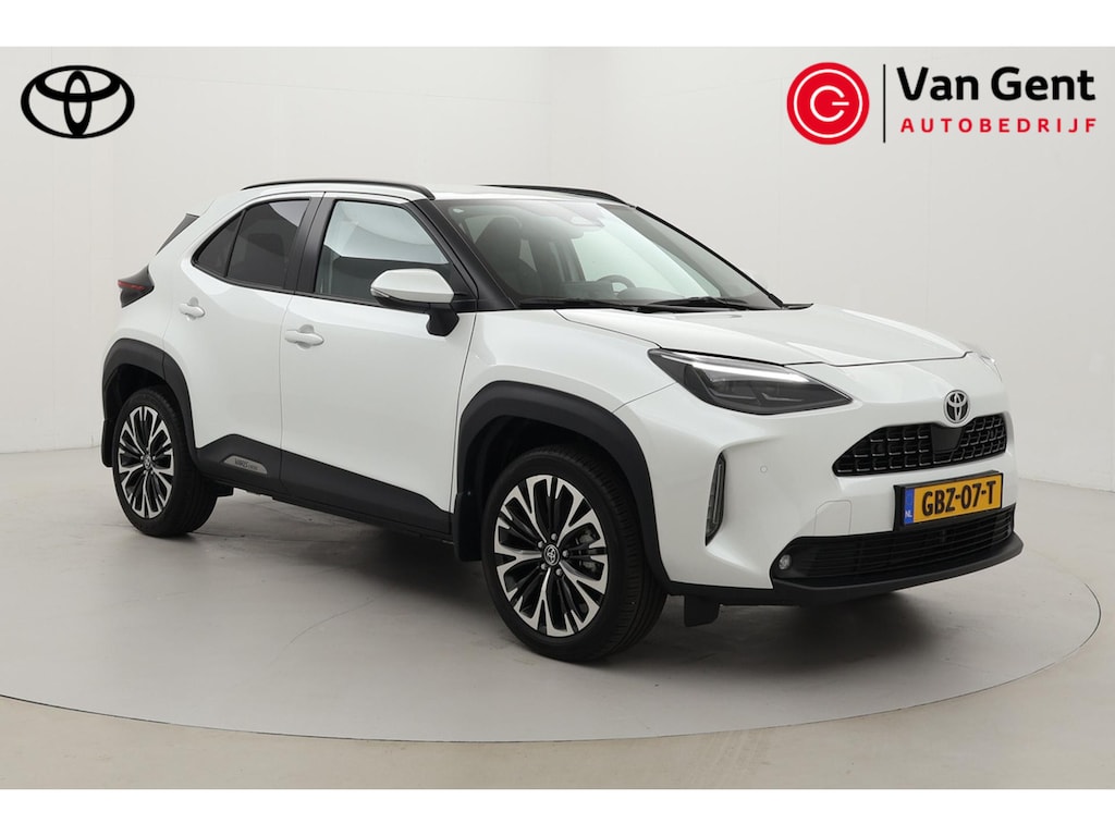 Toyota Yaris Cross 1.5 Hybrid 130 Executive | Dodehoek detectie | Matrix LED | Stoelverwarming | Head-up display | JBL | Apple Carplay / Android Auto | Parkeersensoren voor/achter | 18 inch