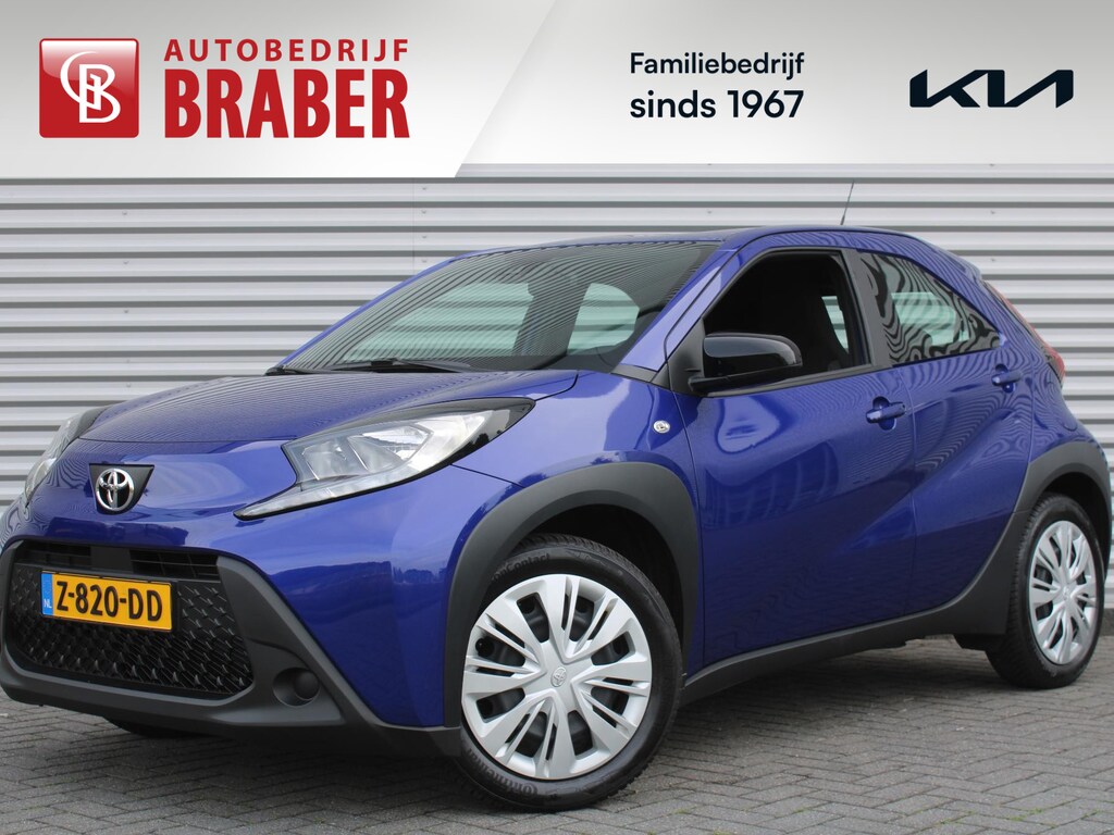 Toyota Aygo X 1.0 VVT-i MT Play | All season 17" | Apple carplay/Android auto | Cruise | Airco | Camera |