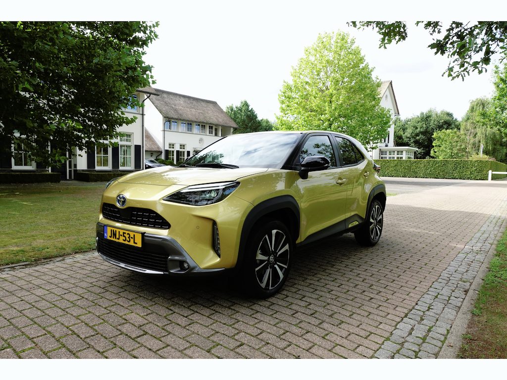 Toyota Yaris Cross 1.5 Hybrid Explore | PDC | Camera | Stoelverwarming | JBL | Adaptive Cruise | Side assist |