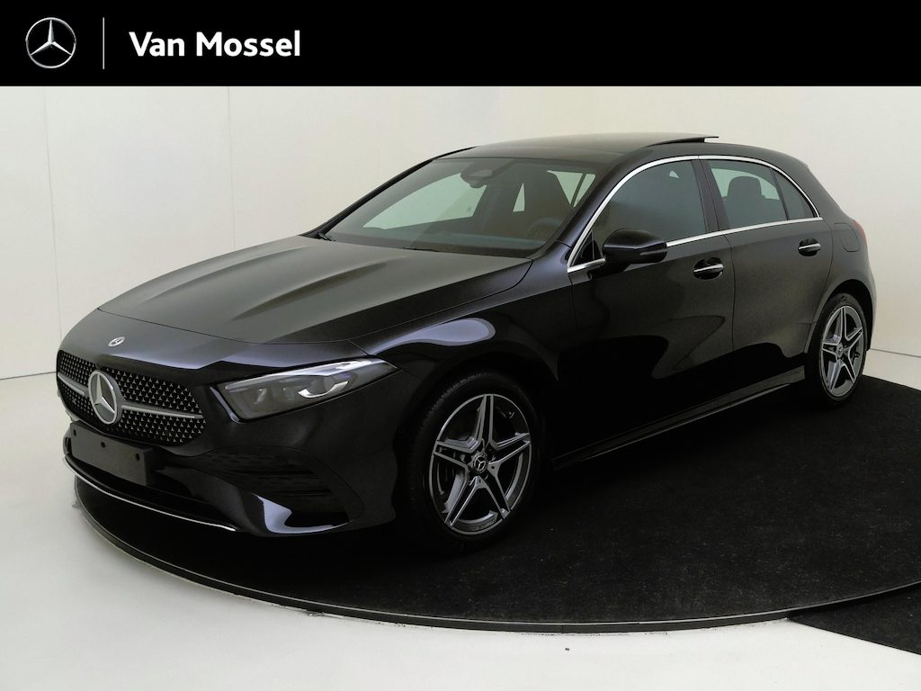 Mercedes-Benz A-klasse 250 e Business Solution AMG Panoramadak - Carplay - Stoelverwarming - Achteruitrijcamera - 18 Inch