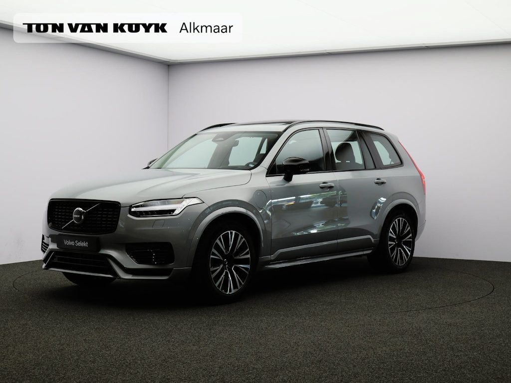 Volvo XC90 T8 455PK Recharge AWD Ultimate Dark / Luchtvering / Head Up / Trekhaak / Gelamineerd Glas / 20" / Panoramisch Dak /