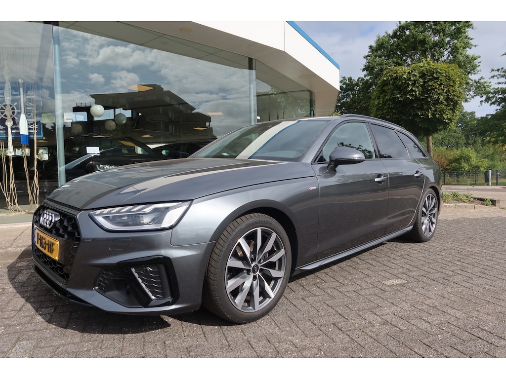 Audi A4 Avant 35 TFSI S edition Competition NL-Auto