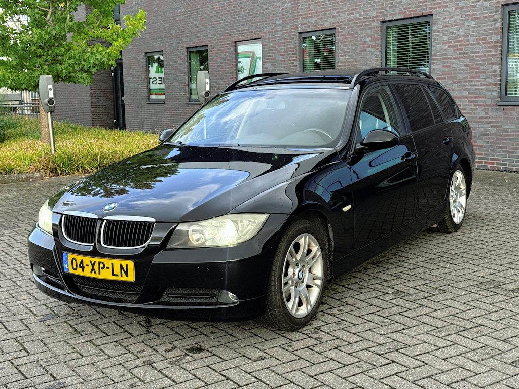 BMW 3-Serie Touring 318i Business Line