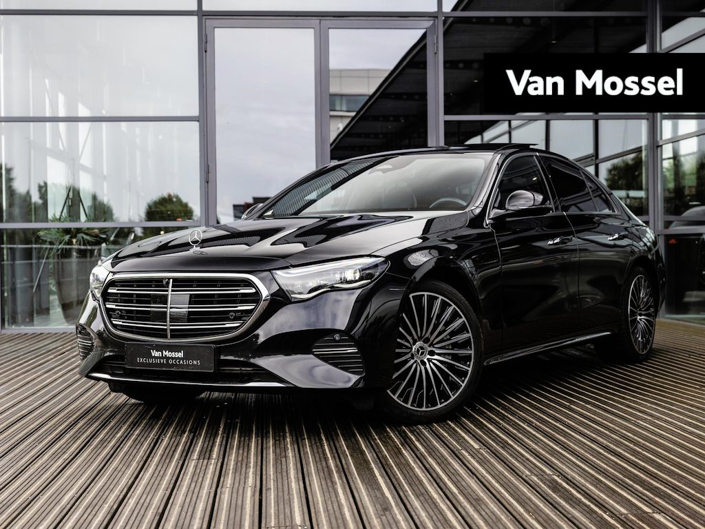 Mercedes-Benz E-klasse 400 e 4MATIC Exclusive Line | PANORAMADAK | SOFT CLOSE | AIR BODY CONTROL | ACHTERAS BESTURING | MBUX SUPERSCREEN | BURMESTER | 20 INCH MULTISPAAK | MEMORY | WINTERPAKKET | LEDER PAKKET | NL AUTO | 1E EIGENAAR |