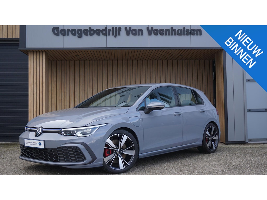 Volkswagen Golf 1.4 eHybrid 245PK GTE Leder Stoelverkoeling LED  Keyless Stuurwiel v.w *Moonstone Grey* 66577km!
