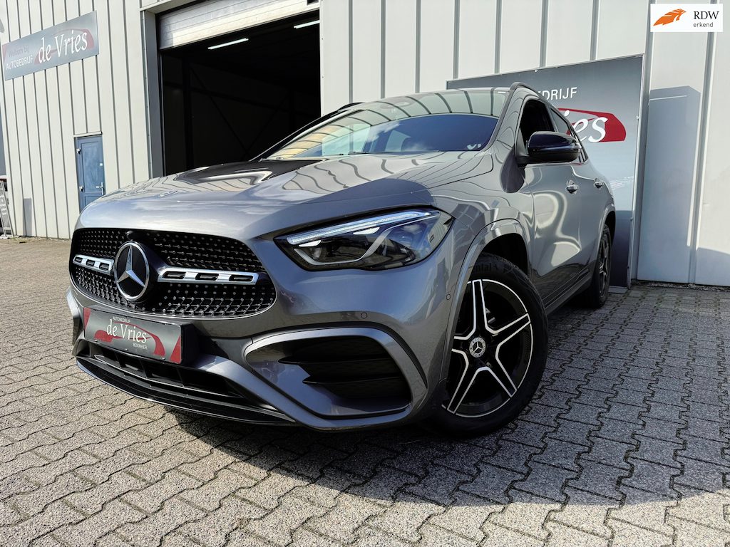 Mercedes-Benz GLA 250 e AMG Line FULL! / Airco / Navi / Sfeerverlichting / Adaptive Cruise Control /