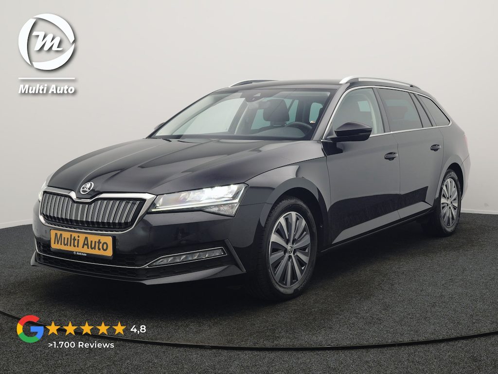 Skoda Superb Combi 1.4 TSI iV Business Edition PHEV 218pk Dealer O.H. | Adaptive Cruise | Camera | Stoelen Verwarmd | Apple Carplay | Navigatie | Crystal LED | DAB | Plug In Hybrid |