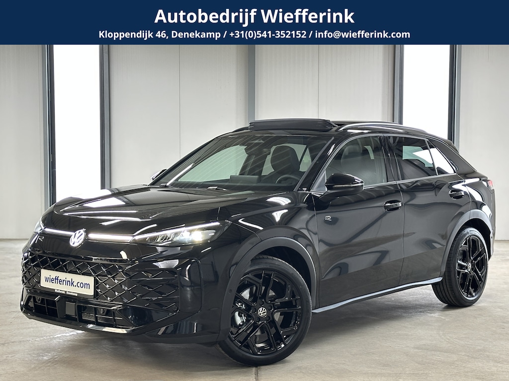 Volkswagen T-Roc 1.5 eTsi R-Line First Edition | H&K | Trekhaak | Pano | Black-style | Licht-pakket (IQ.Light)