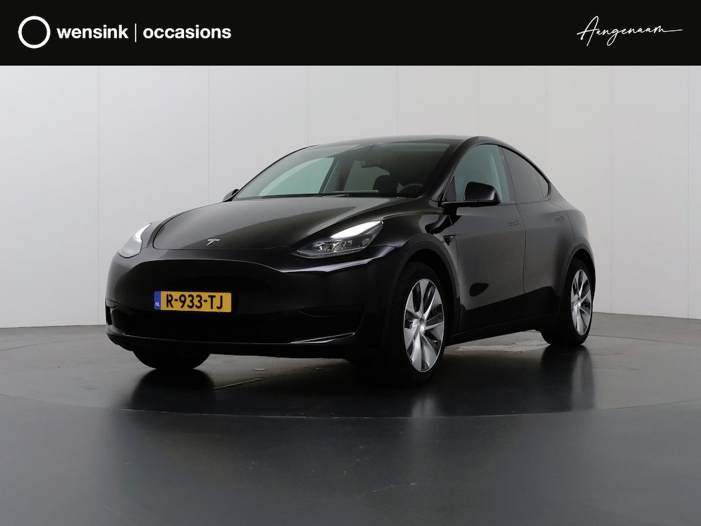 Tesla Model Y RWD 58 kWh | Panoramadak | 360° Camera | Stoelverwarming | Keyless Entry/Go | Elek. Stoelen met Geheugen | Climate Control | Elek. Achterklep |
