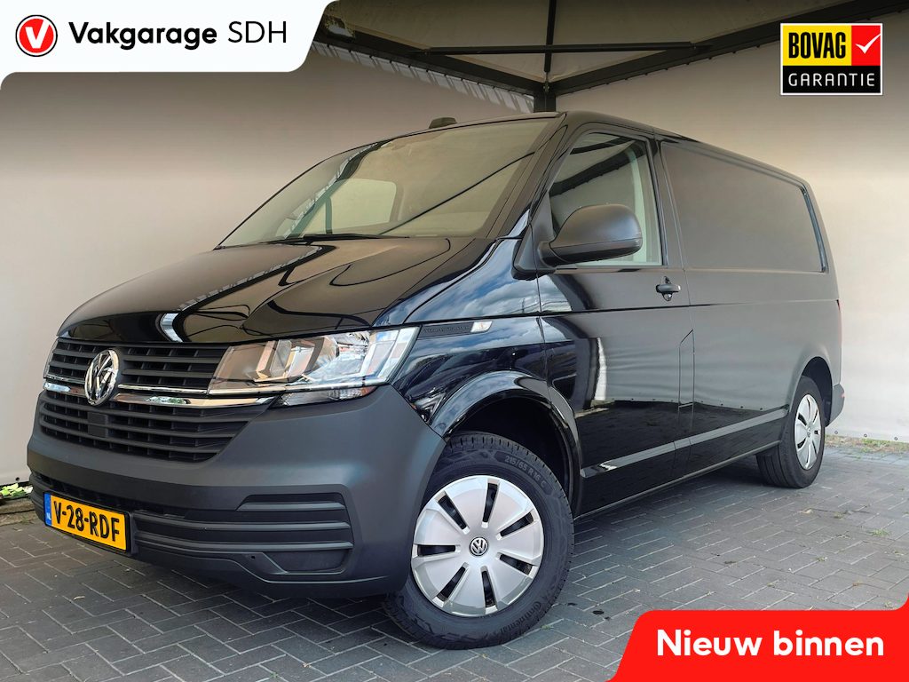 Volkswagen Transporter 6.1 L1H1|3-zits|Carplay|Camera|Trekhaak|2200kg trekgewicht