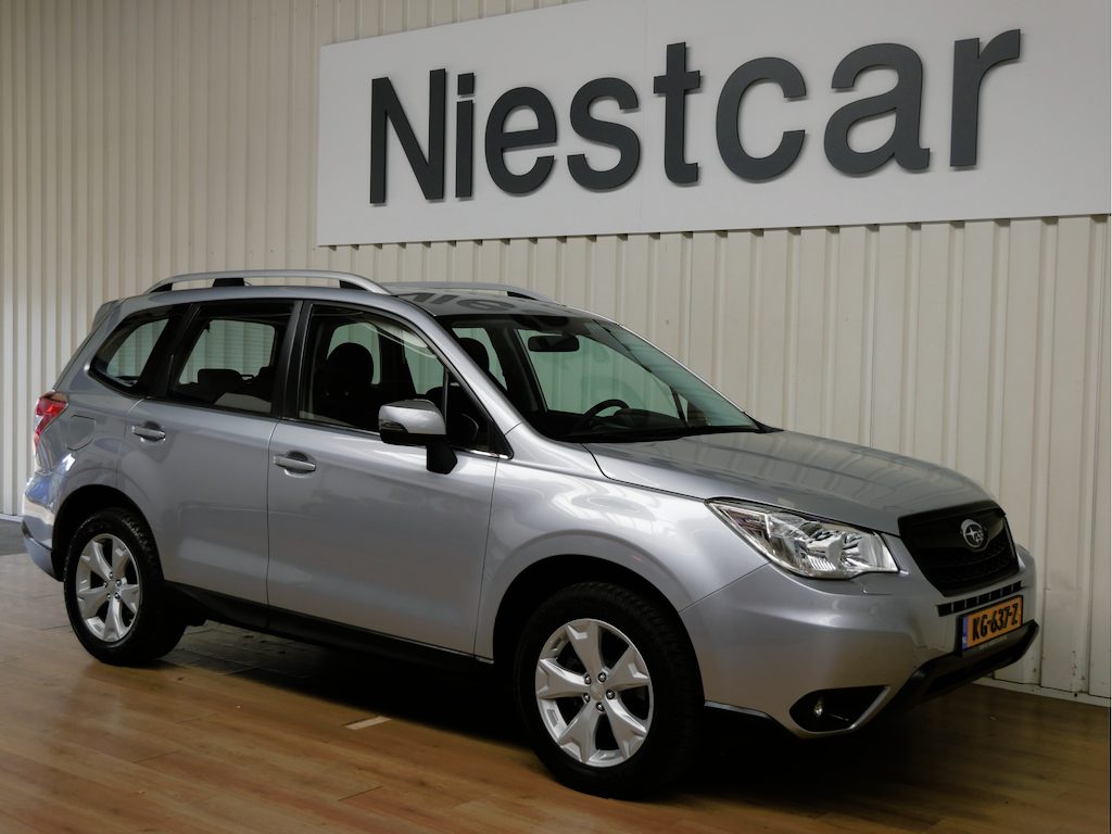 Subaru Forester 2.0 Luxury