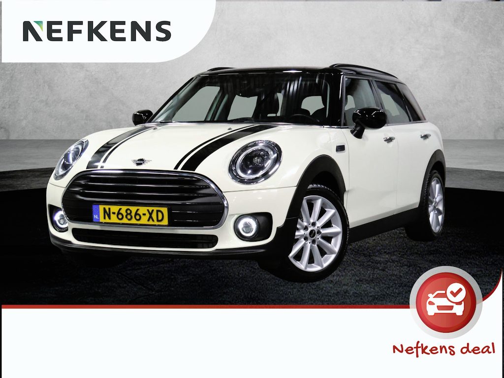 MINI Clubman 136PK Cooper Business Edition | 1ste eigenaar | AppleCarplay/AndroidAuto | Climate Control | Cruise Control | LED | Parkeersensoren | Armsteun | Navigatie | 17"LMV | Trekhaak | Isofix |