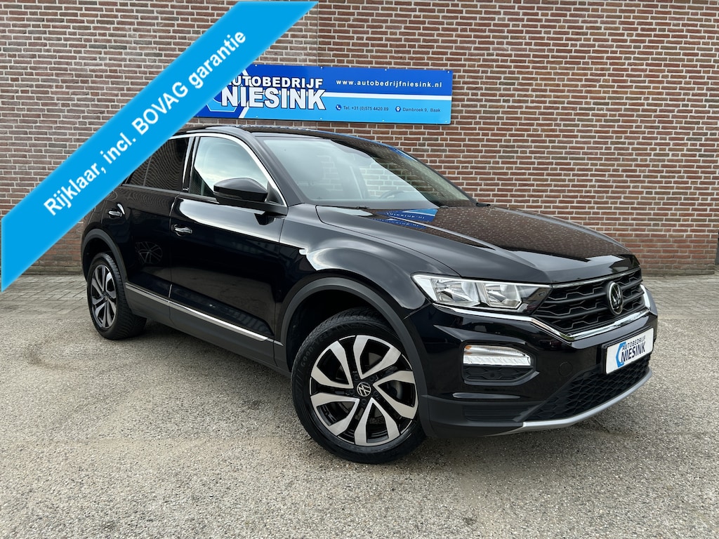 Volkswagen T-Roc 1.5 TSI ACTIVE PDC/ACC/Carplay/Blindspot