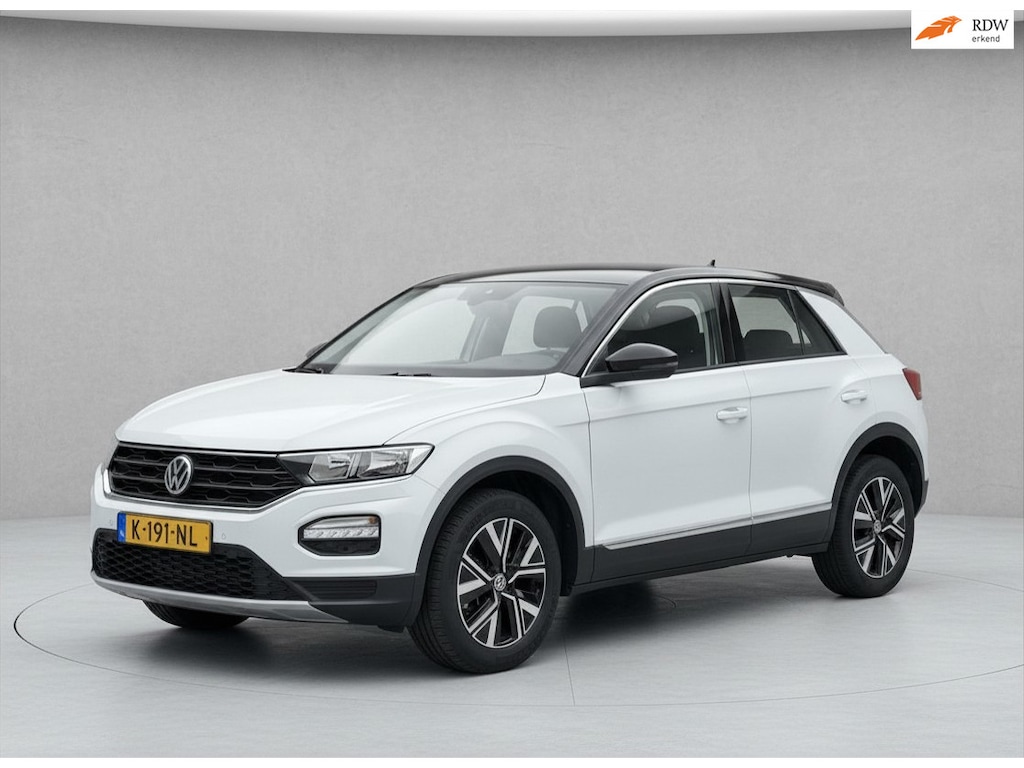 Volkswagen T-Roc 1.0 TSI Style / Zwart dak / CarPlay / Camera / PDC V+A