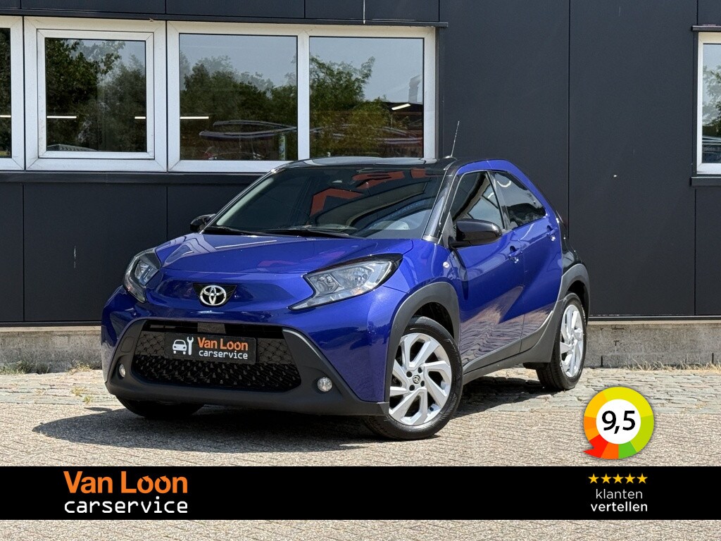 Toyota Aygo X 1.0 VVT-i MT Pulse/StoelVerwarm/LaneAs/17"/TwoTone/Camera/ACC