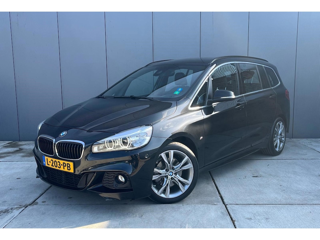 BMW 2-Serie Gran Tourer 218i 7p. High Executive M-Sport | Lederen Bekleding | Stoel Verwarming | Trekhaak |