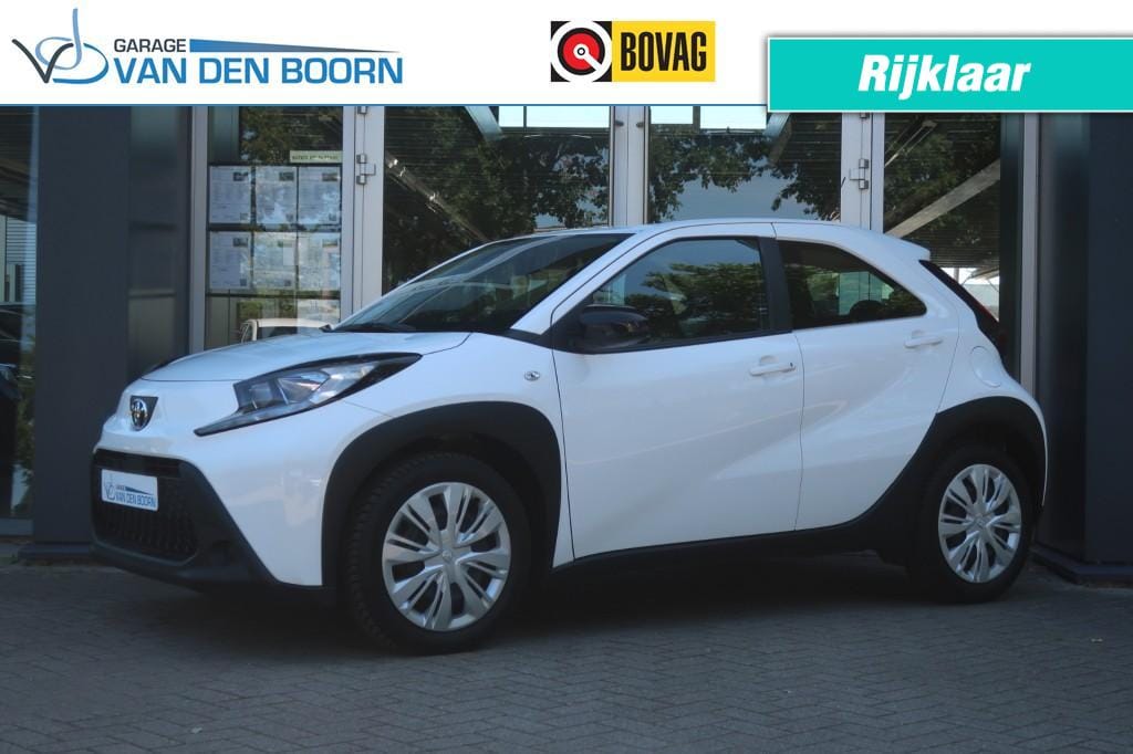 Toyota Aygo X 1.0 VVT-I S-CVT All Season Banden, Apple Carplay/ Android Auto, etc.