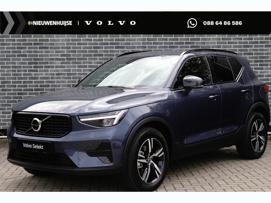 Volvo XC40 2.0 B4 Plus Dark | Trekhaak | Harman Kardon Audio | Achteruitrijcamera | Parkeersensoren | Keyless Entry | Elektrische Achterklep | Elektrisch Verstelbare Voorstoelen | Stoelverwarming | Google Navigatie | Apple Carplay | Android Auto | Lichtmetalen Velgen 18 inch