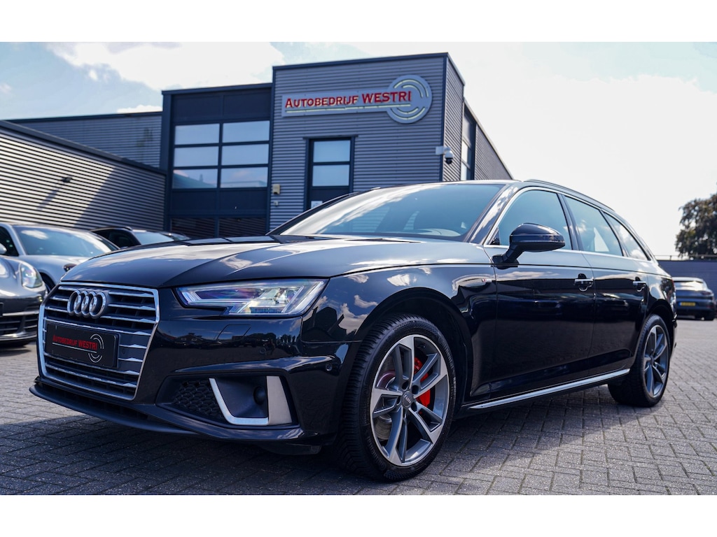 Audi A4 Avant 45 TFSI Sport S line black edition | Panorama | Dealer onderhouden | HuD | Camera | Stoelverwarming | LED
