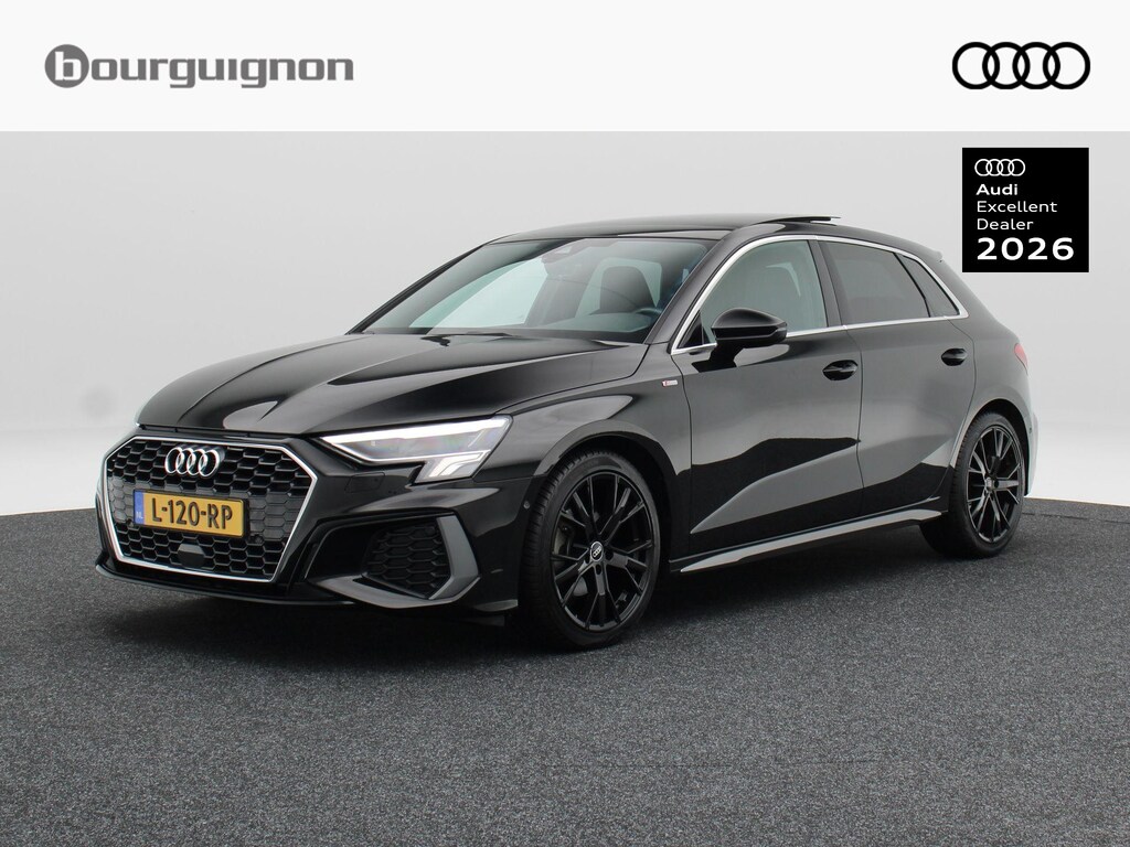 Audi A3 Sportback 30 TFSi 110 Pk Automaat S-Line | Panorama dak | Cruise Control | Camera | CarPlay | Half Leer | 18 Inch | 65.065 Km !!