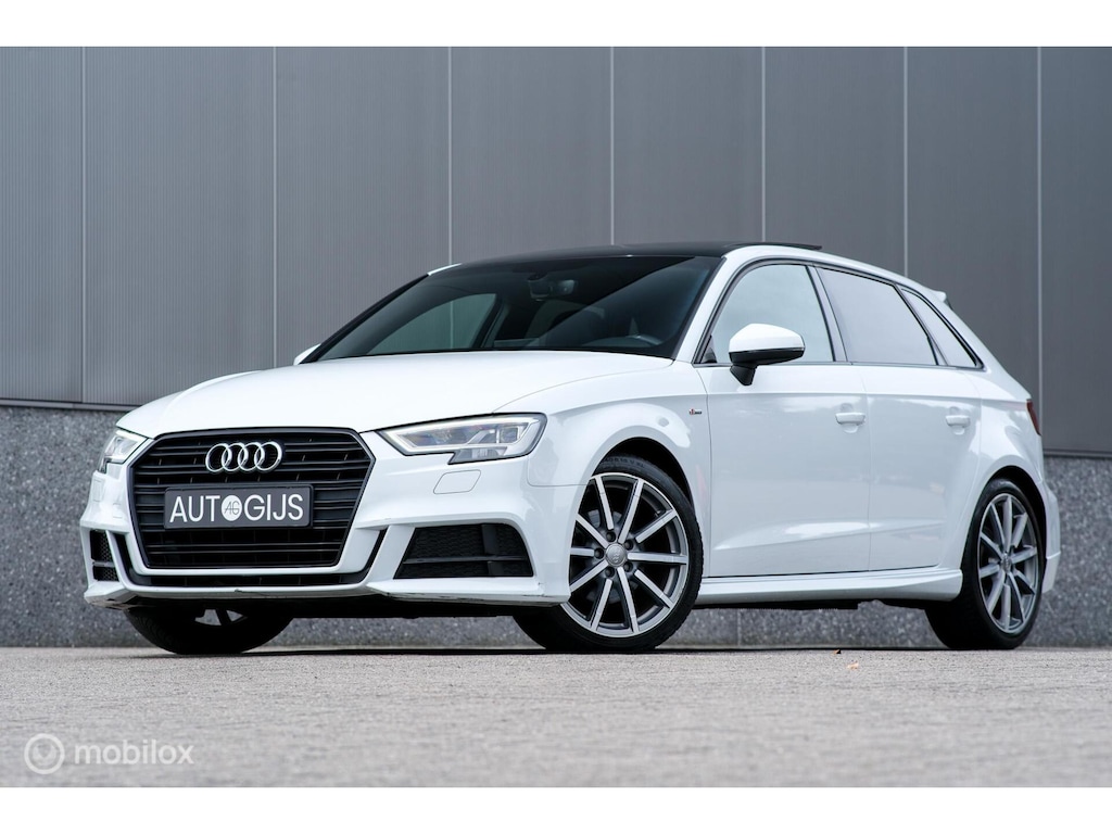 Audi A3 Sportback 1.5 TFSI Sport S Line Edition | Panorama | Automaat | Sportstoelen | LED | NAP NL auto |