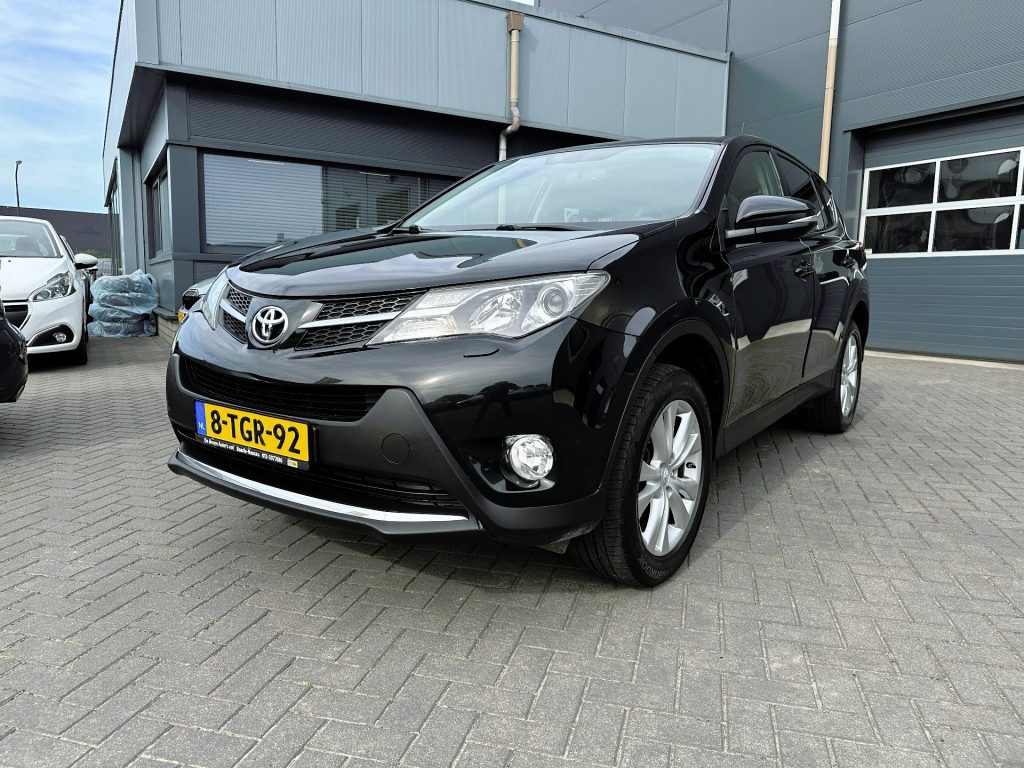 Toyota RAV4 2.0 Aut. Executive 4WD Navi Camera Leder Trekhaak