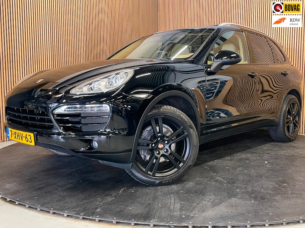 Porsche Cayenne 3.6 V6|299 PK|BLACK PACK|TREKHAAK|VOLLEDER|CAMERA|CRUISE+CLIMATE|SCHUIF-,KANTELDAK|STOEL+STUURVERWARMING|LMV 20''|