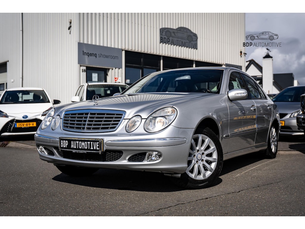 Mercedes-Benz E-klasse 240 Avantgarde Blijvend Youngtimer | Automaat | Leer | APK nieuw bij aflevering