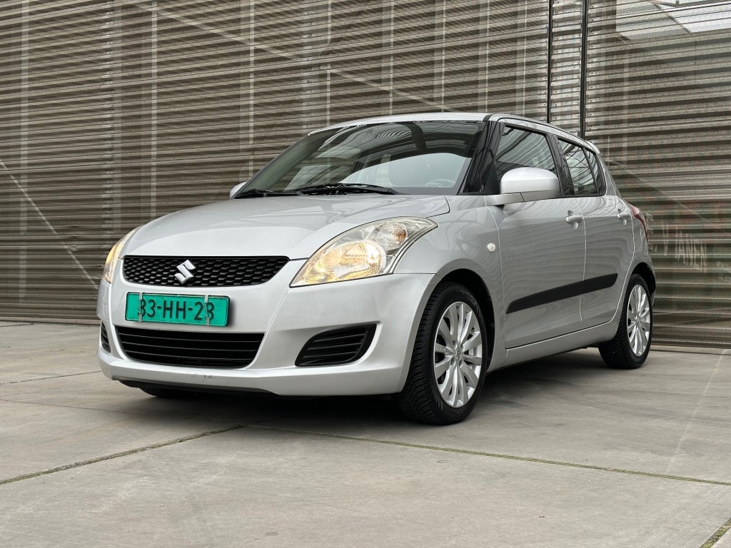 Suzuki Swift 1.2 BANDIT EASSS AIRCO/LM VELGEN !! APK 11-5-2027 !!