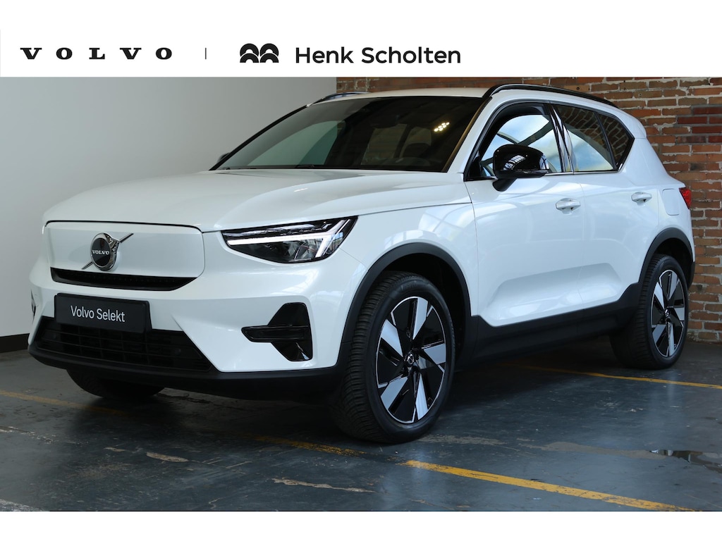 Volvo EX40 Single Motor Extended Range Plus 82 kWh | Semi-Electrische Wegklapbare Trekhaak | Premium audio by Harman Kardon | Adaptieve cruise control | Apple carpaly/Android auto | Warmtepomp | Keyless Entree | Parkeersensoren voor + achter |