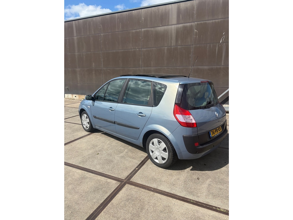 Renault Scenic 2.0-16V Privilège Luxe